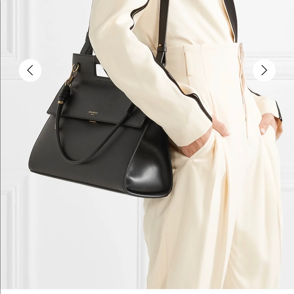 Gibenchy Large Whip bag like new